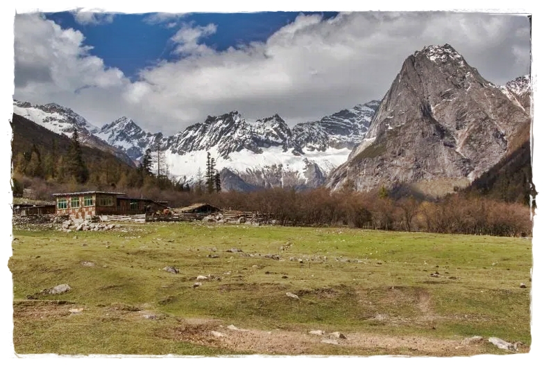 ซวงเฉียวโกว (Shuangqiao Valley)